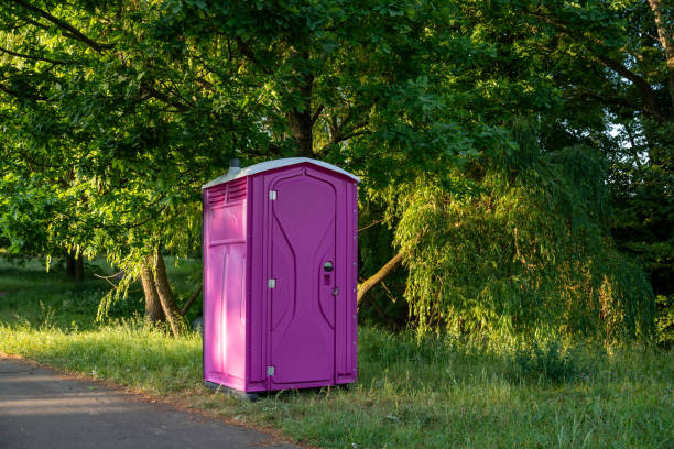 Best Portable restroom trailer rental  in Stuttgt, AR